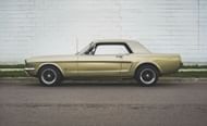 Witnesses reported a quick getaway in a gold rental car (Image via Unsplash)